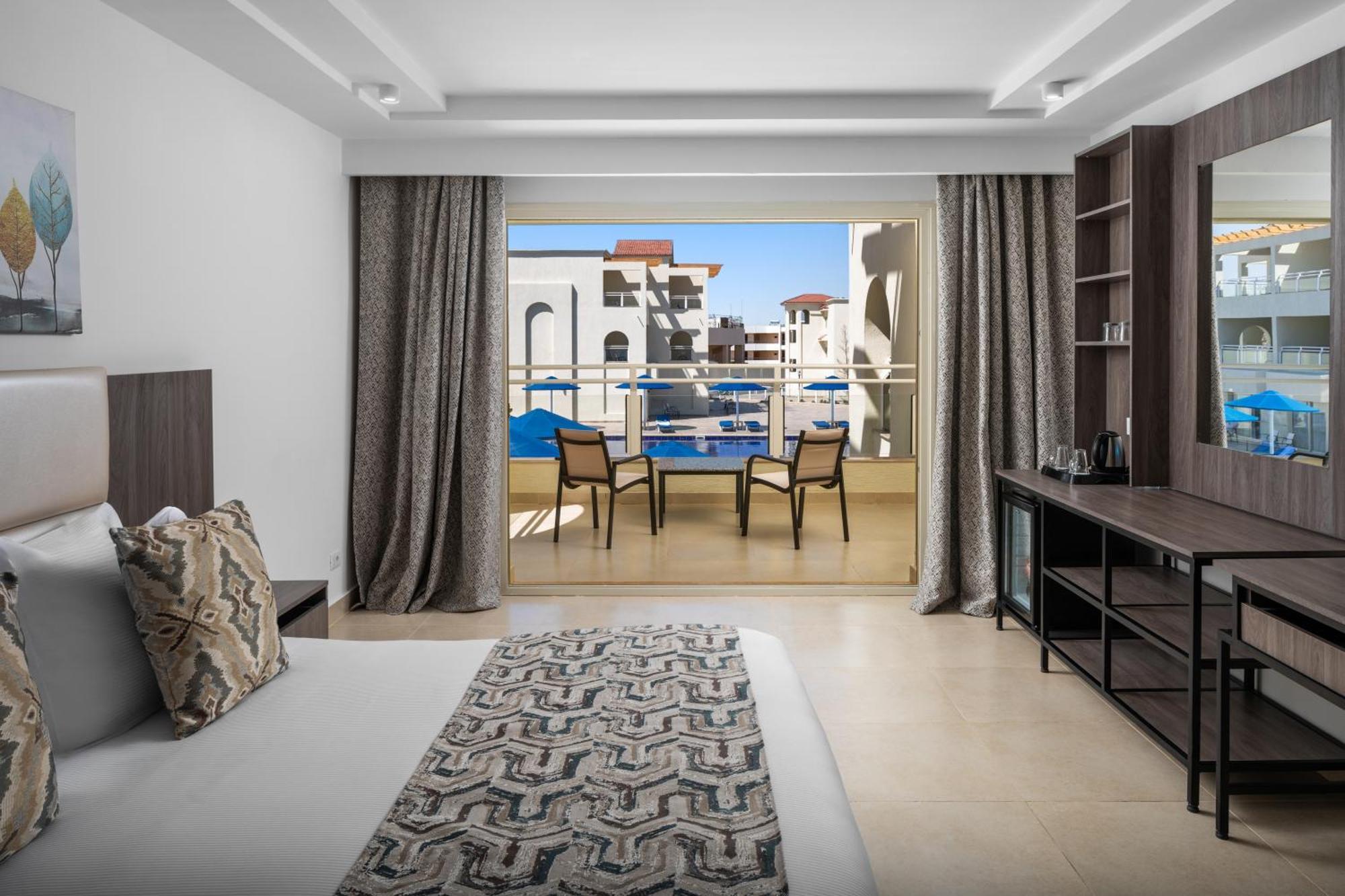 Albatros Makadi Resort 洪加達 外观 照片